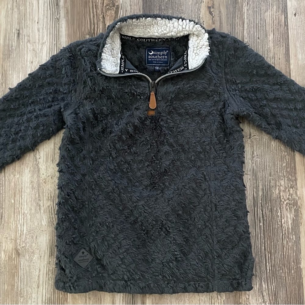 Simply Southern Girl’s Youth Large Gray Pullover